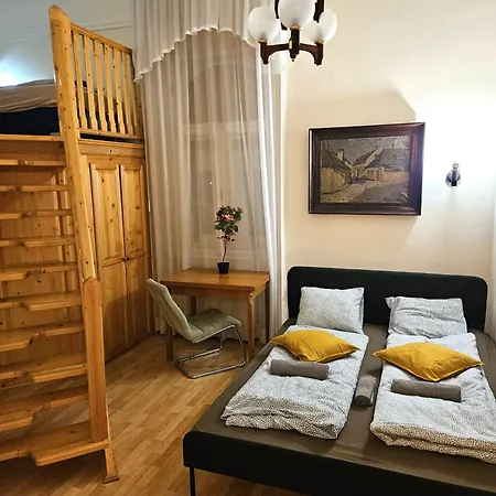 Apartment Cozy And Near Kalvin Square