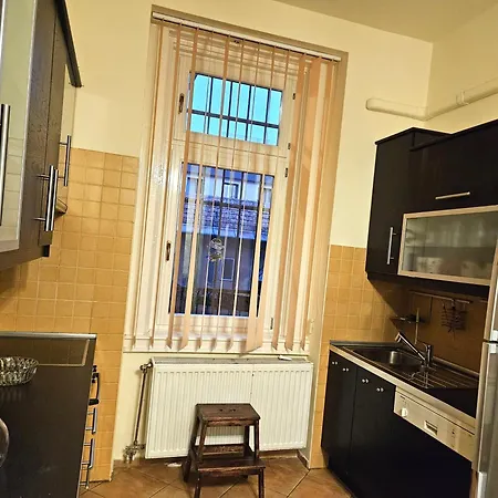 Apartment Cozy And Near Kalvin Square