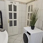 Cozy And Near Kalvin Square * Budapest
