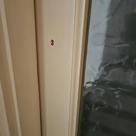 Appartement Cozy And Near Kalvin Square Boedapest