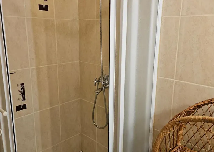 Cozy Apartment&rooms Near Kalvin Square *