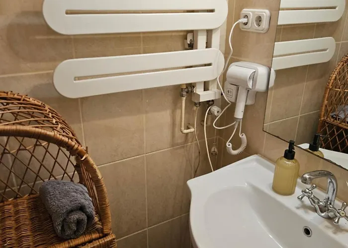 Cozy Apartment&rooms Near Kalvin Square Budapeszt